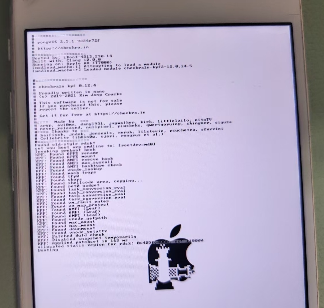 checkra1n_booting_iphone_logs_2